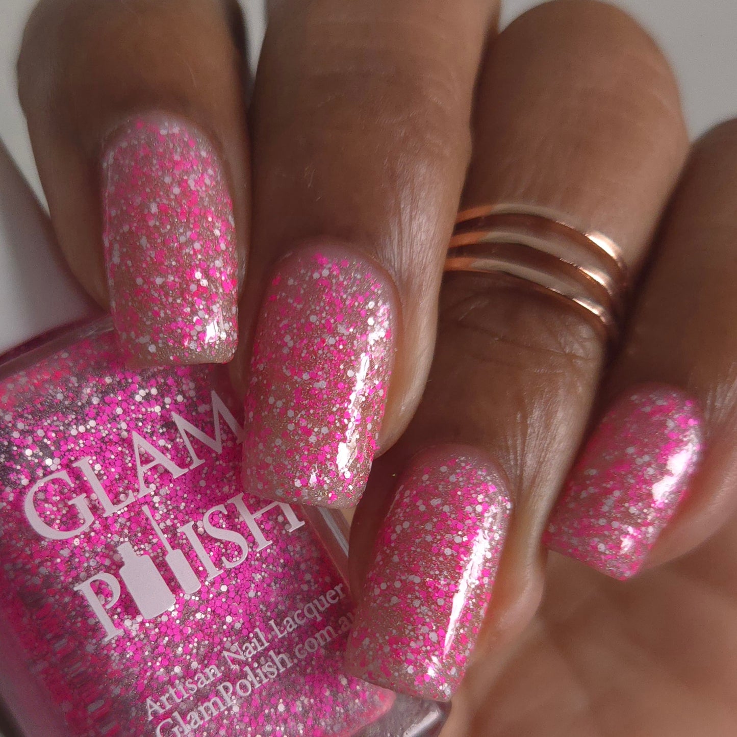 KISSY KISSY - Paint It Pink Exclusive