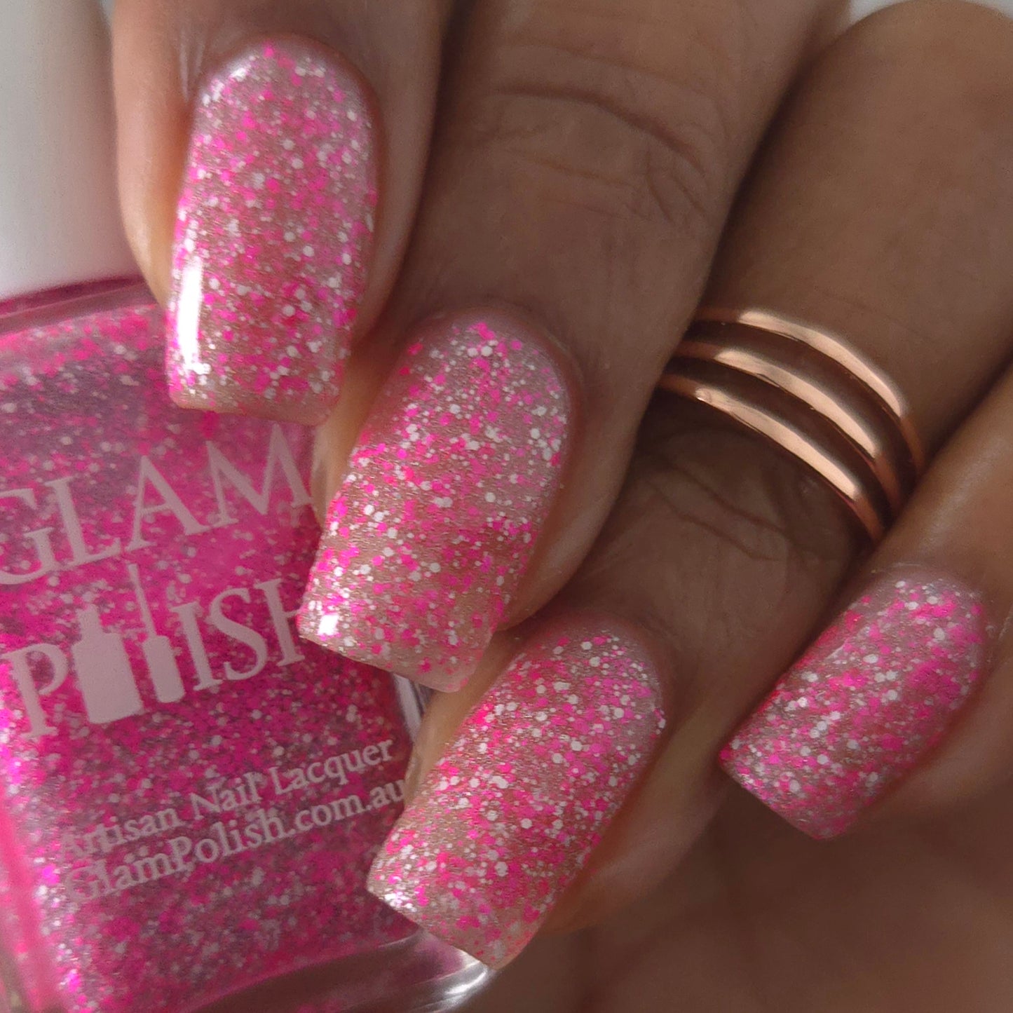 KISSY KISSY - Paint It Pink Exclusive
