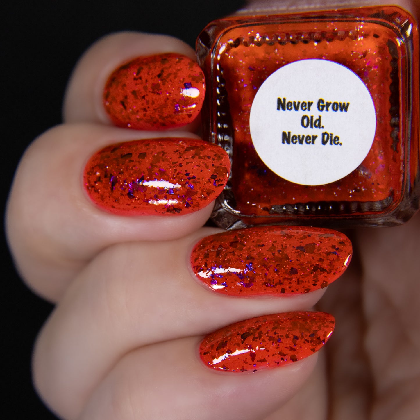 Never Grow Old. Never Die. - Halloween Horror Shop SPECIAL EDITION