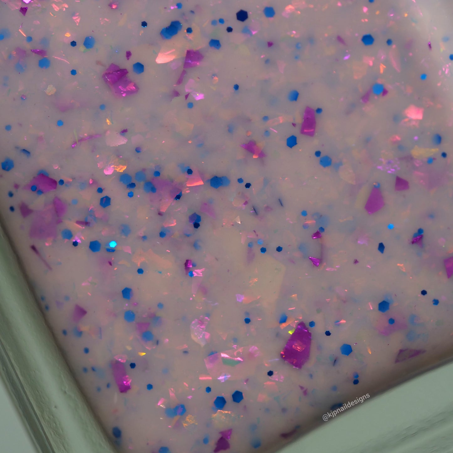 Any Cosmo Girl Would Have Known! - Paint It Pink Exclusive