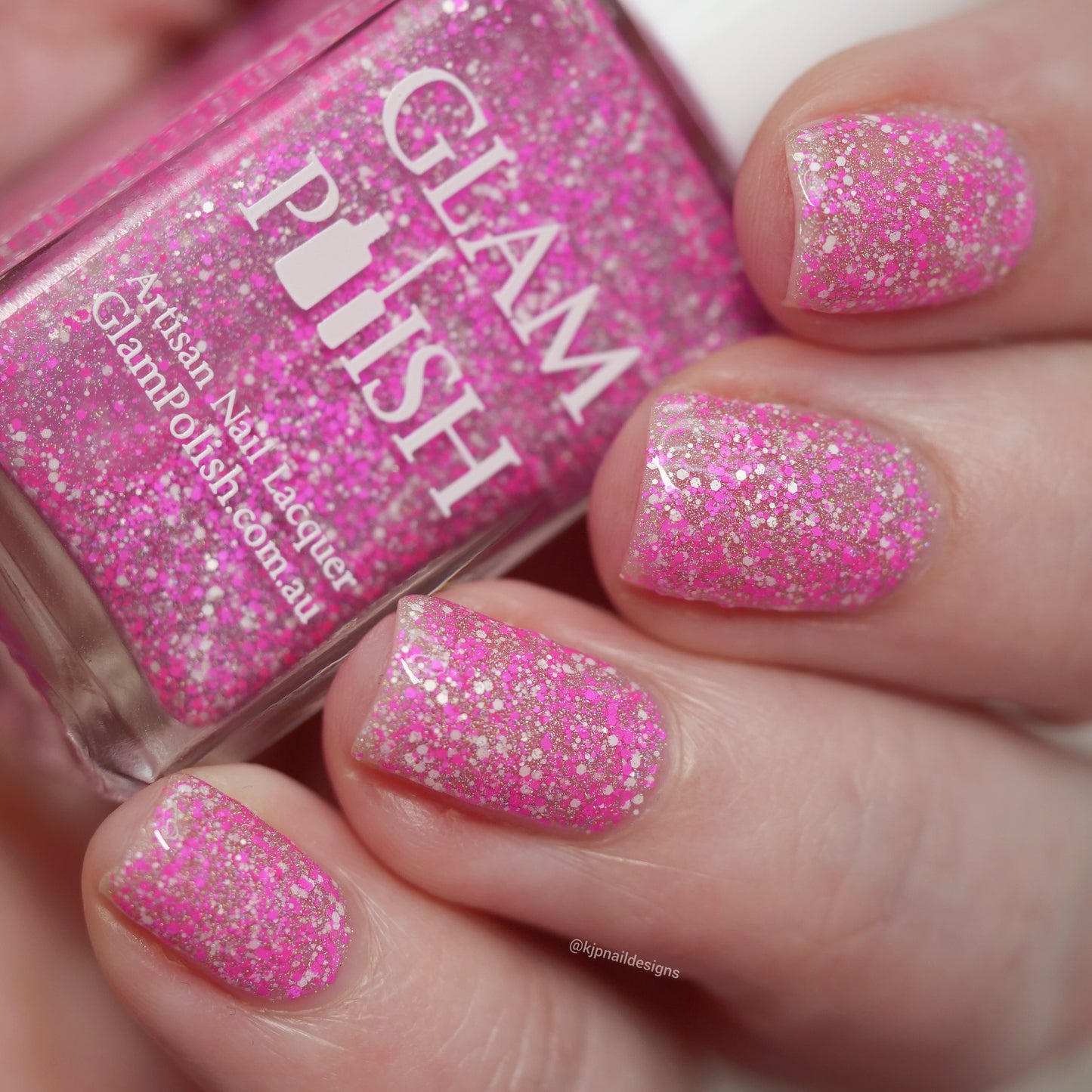 KISSY KISSY - Paint It Pink Exclusive