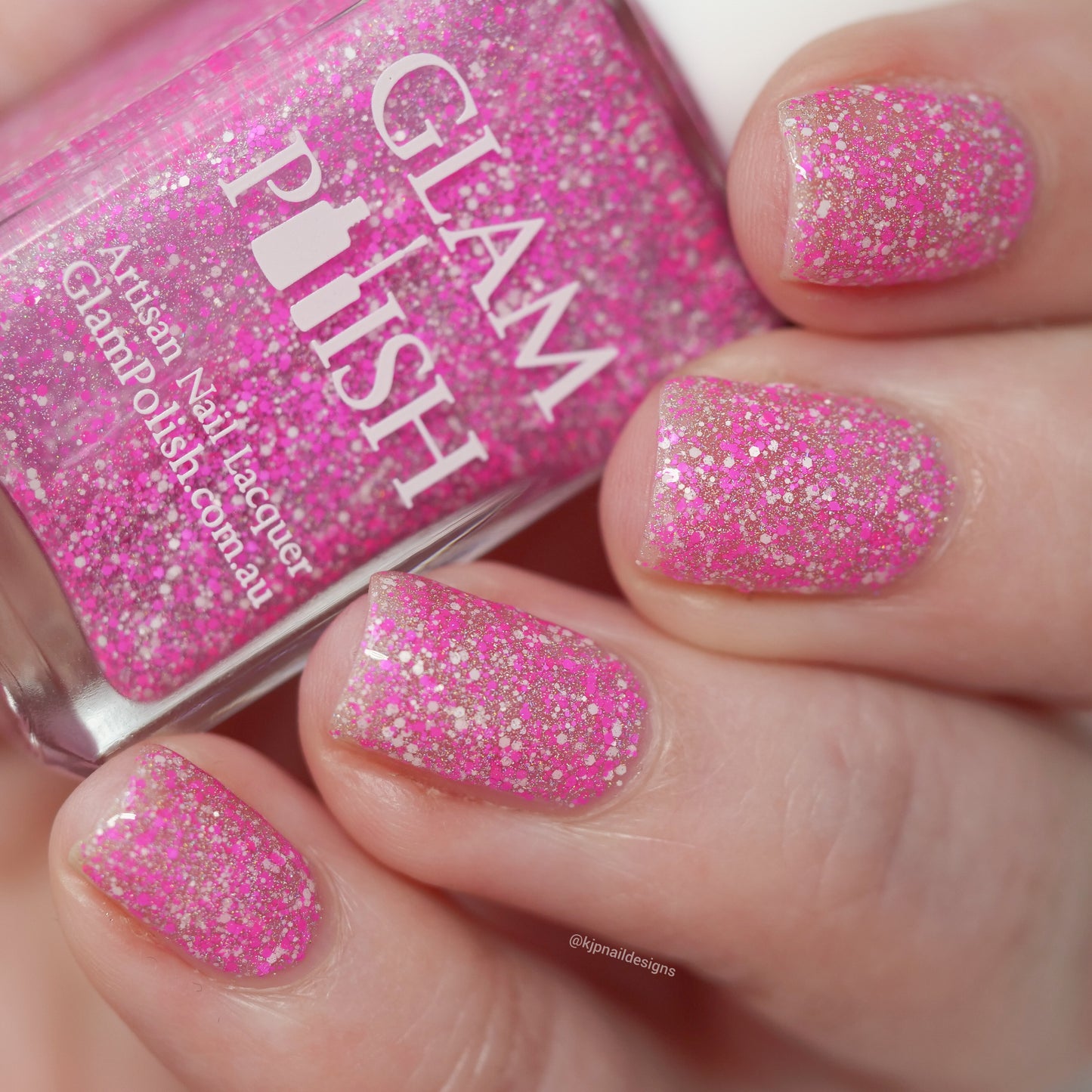 KISSY KISSY - Paint It Pink Exclusive