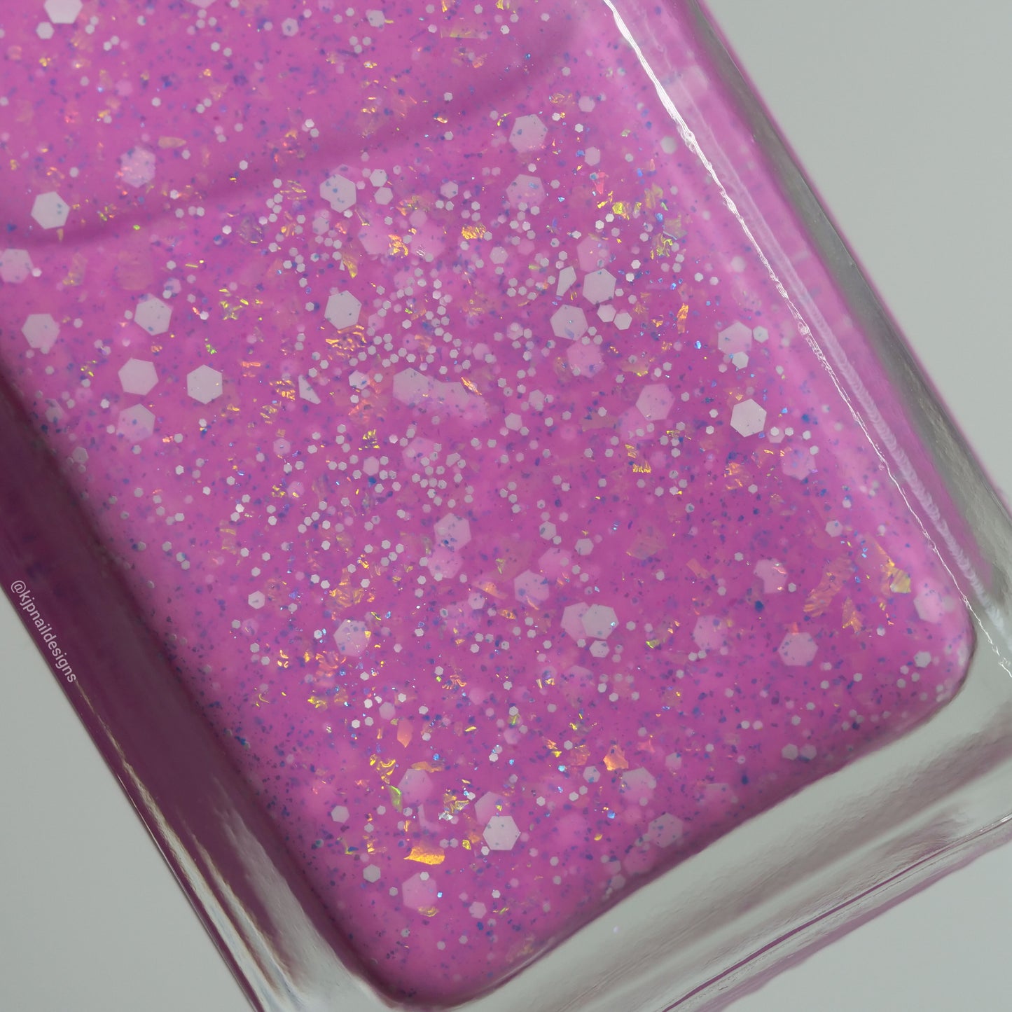 You Can Never Have Too Many Friends - Paint It Pink Exclusive