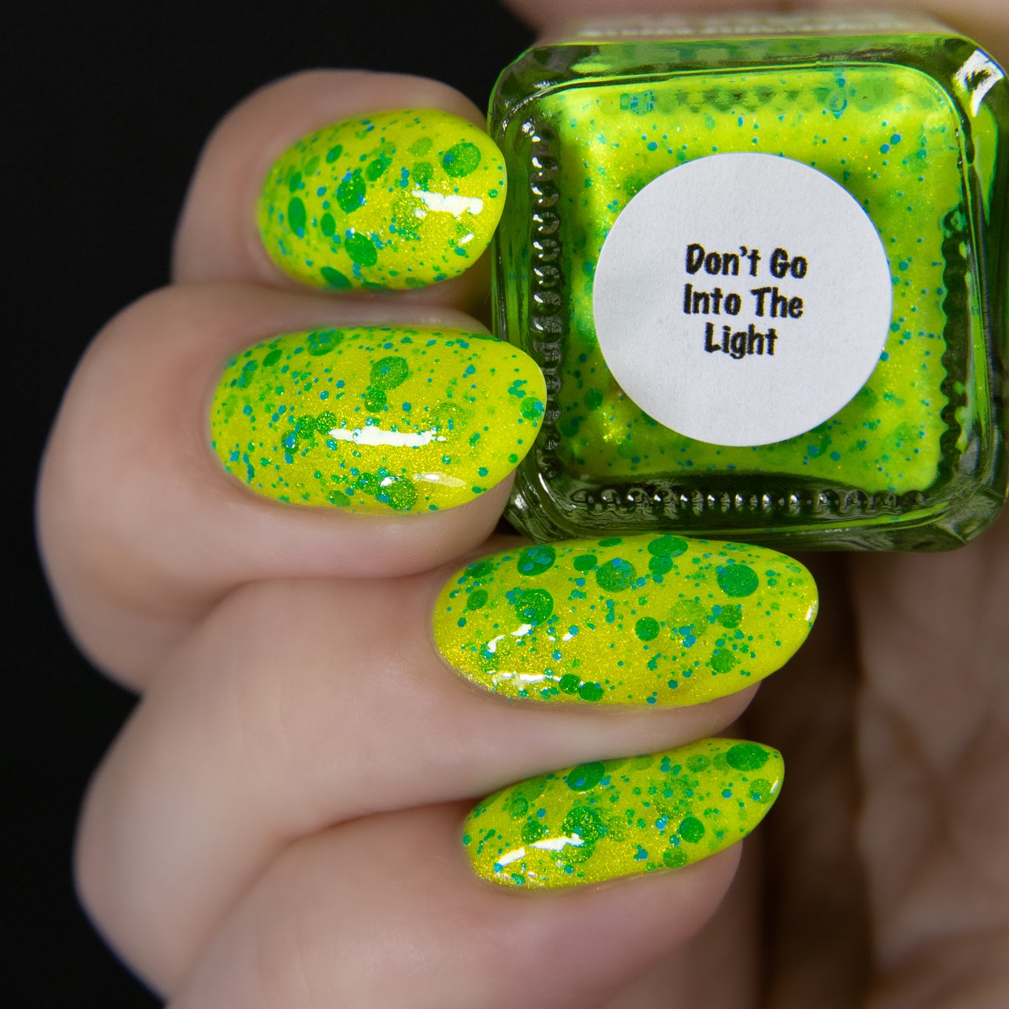 Don’t Go Into The Light - Halloween Horror Shop SPECIAL EDITION