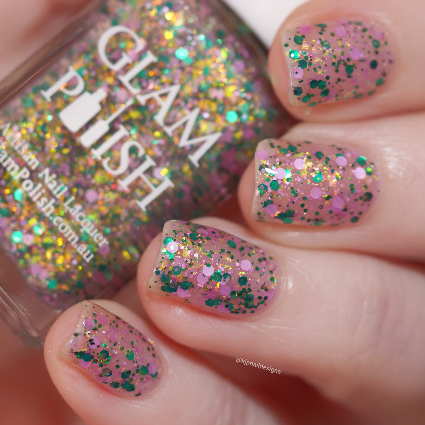 Pretty Guardian Of Love & Courage